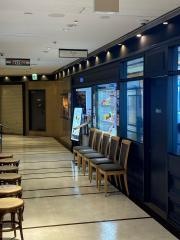 キーフェルカフェダイニング３２番街店