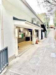 ケーブル八幡宮山上駅