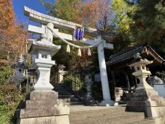 鳴宮神社