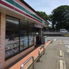 セブンイレブン　富里中沢店
