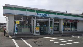 ファミリーマート　滝沢鵜飼店