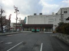 山口銀行富田支店