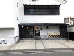 登奈美庵そば店
