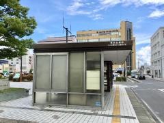 「県民会館前」バス停留所