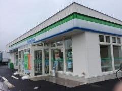 ファミリーマート　高谷つくば面野井店