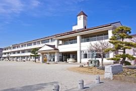 第四小学校