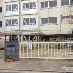 世田谷区立弦巻中学校