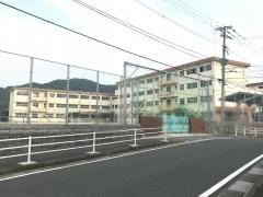 長行小学校