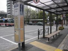 「調布駅南口」バス停留所