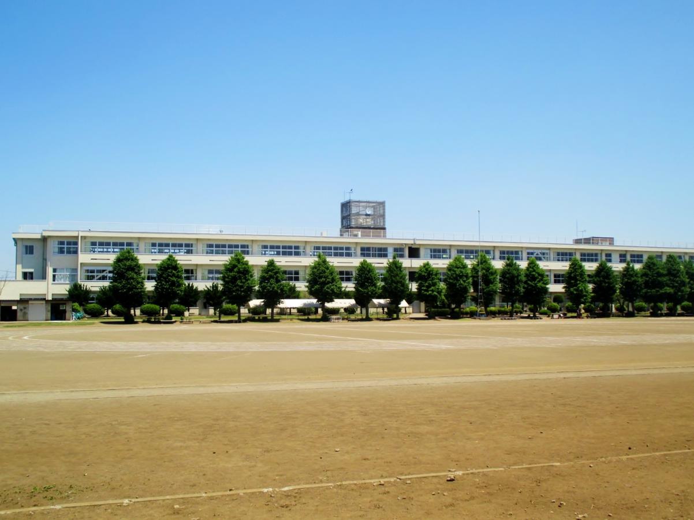 上 三川 中学校