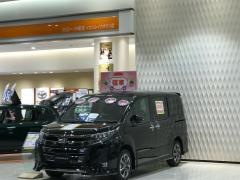 トヨタカローラ埼玉イオンレイクタウン店