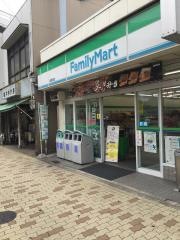 ファミリーマート　尾頭橋店