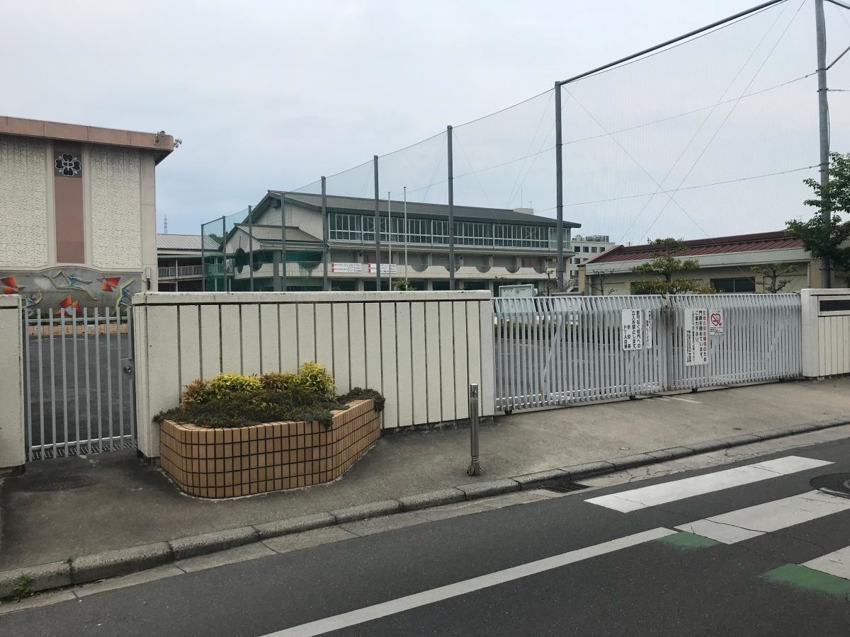 石井中学校