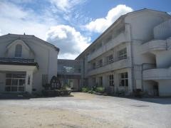 新野小学校