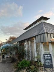ＳＵＮＤＡＹ’ＳＢＡＫＥＲＩＶＥＲ　ＧＡＲＤＥＮ