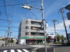 ローソンストア100　足立皿沼店