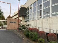秦野市立大根中学校