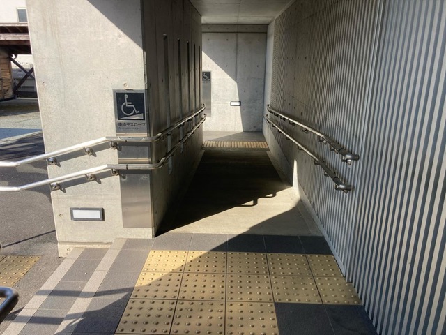 黒山駅