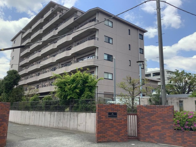 サン・ラポール調布 建物全景
