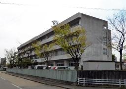金沢市立西小学校