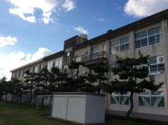 西藤島小学校