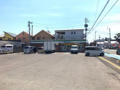 ファミリーマート　松山山越店