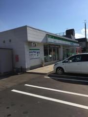 ファミリーマート　弘前小比内店