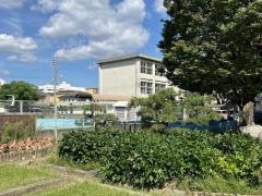 白山小学校