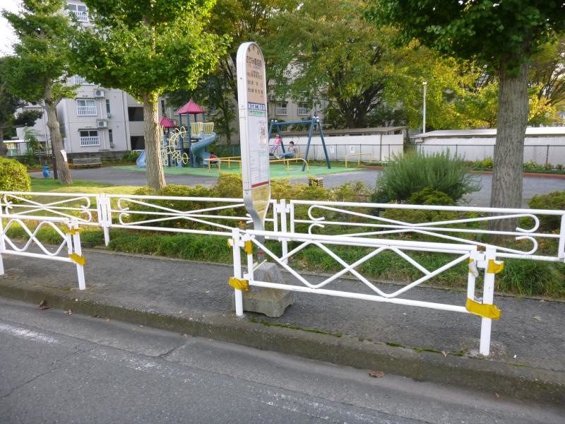 バス停外観