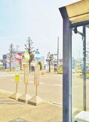「三河上郷駅」バス停留所