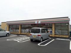 セブンイレブン中央市西花輪店
