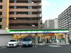 ファミリーマート　ベイシティ宇品店