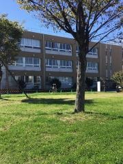 四日市市立港中学校