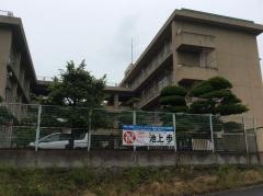 幕山小学校