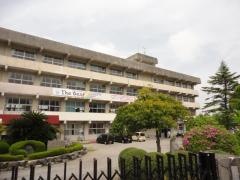 新居浜市立大生院中学校