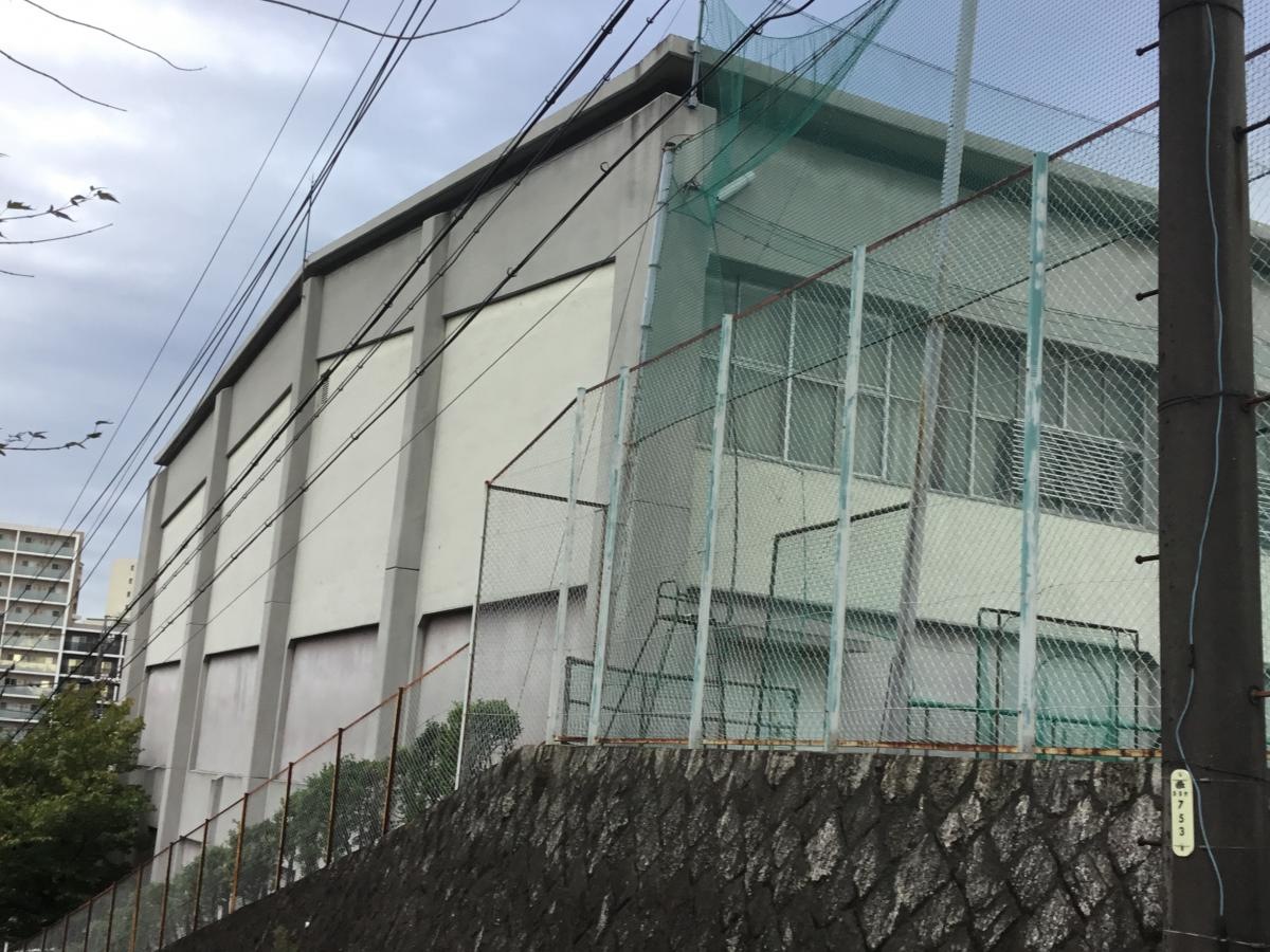 南山中学校女子部の校舎