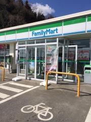 ファミリーマート 大郷粕川店