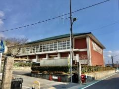 那加第一小学校