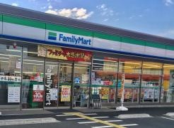 ファミリーマート　羽生上岩瀬店