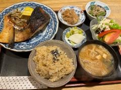 蕎麦と玄米　やぶかつ