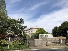 鷹取小学校