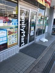 ファミリーマート　花輪インター店