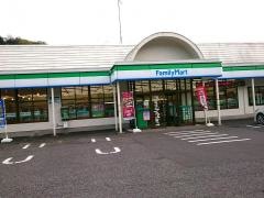 ファミリーマート　おおるり小野上店