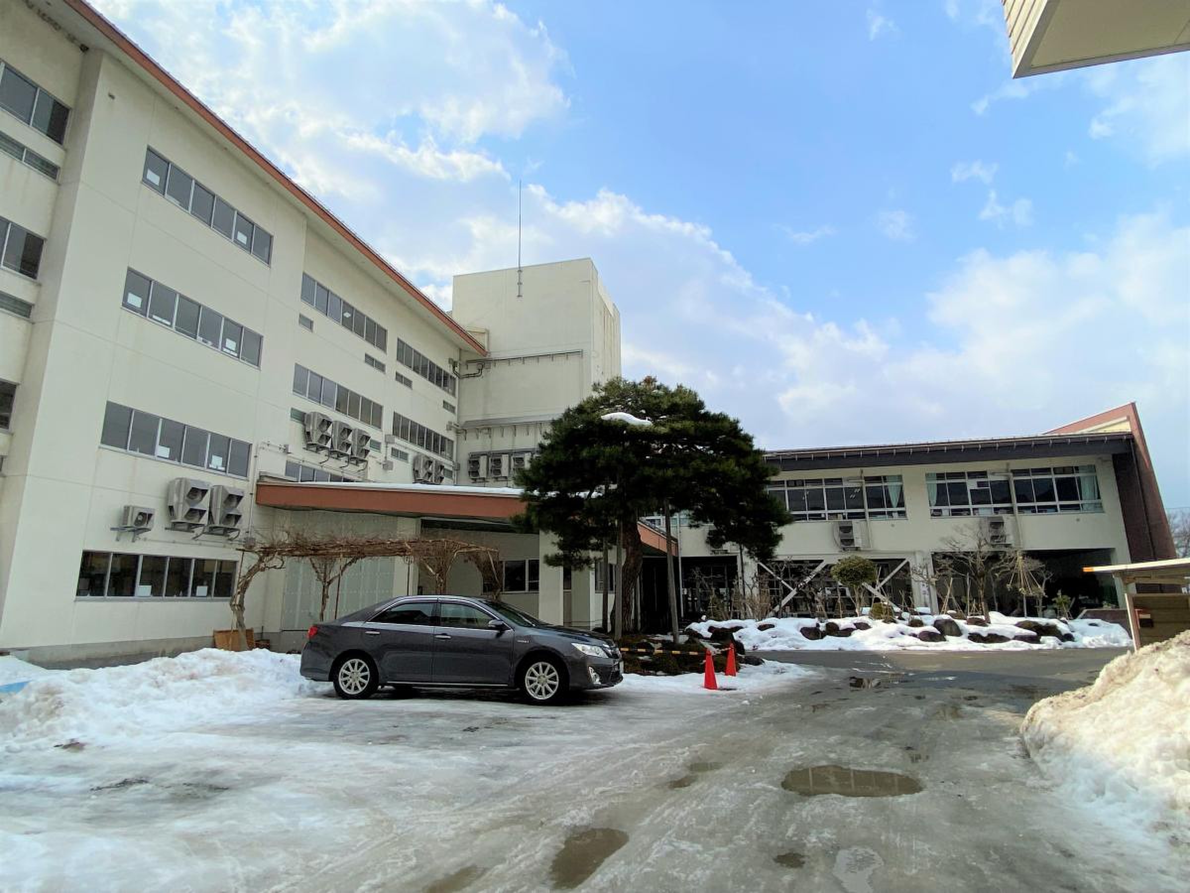 山形 市立 第 一 中学校