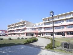 瓜連小学校