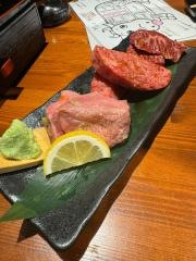 炭火焼肉ぐら