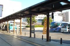 「八木駅(南)」バス停留所