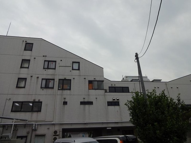センチュリーシルバー花山 施設外観