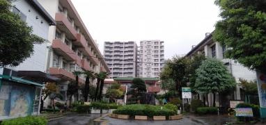 与野八幡小学校