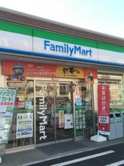 ファミリーマート　サンズ桂台二丁目店